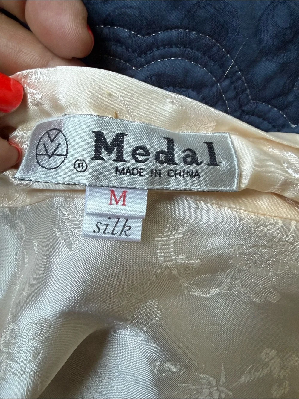 Vintage Medal Silk Belted Robe Pale Peach Size Medium